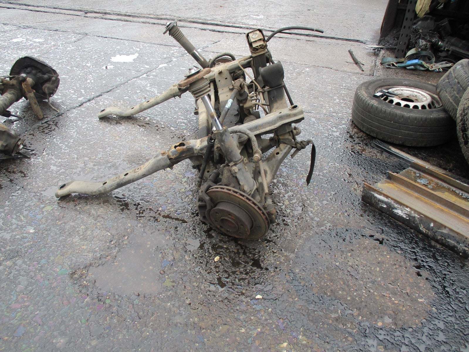 MERCEDES SPRINTER W906 (MK2) 311 FRONT LEGS CRADLE STEERING RACK COMPLETE