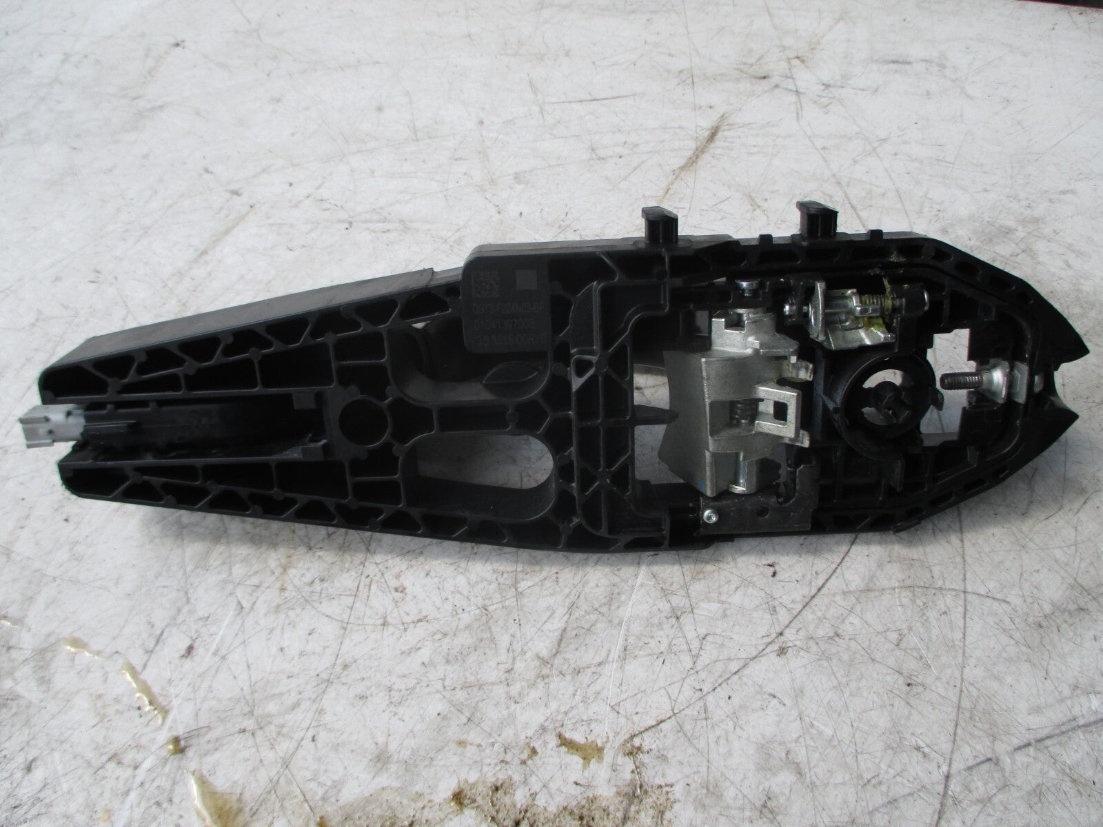 FORD MONDEO MK5 2016 NSR PASSENGER REAR EXERIOR DOOR HANDLE WHITE DS73-F224N03BF