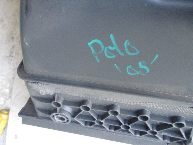 2005 VOLKSWAGEN POLO DASHBOARD STORAGE COMPARTMENT GLOVEBOX 6Q2857101