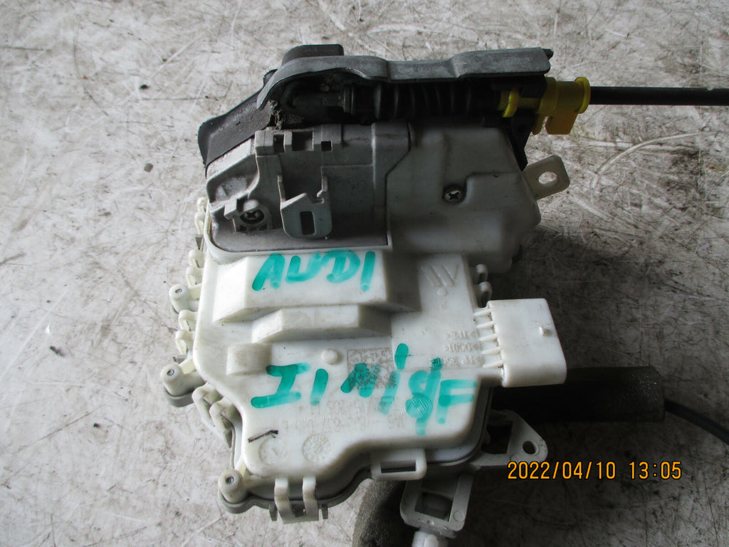 AUDI A1 2015 5 DOOR 8X NSF PASSENGER SIDE FRONT DOOR LOCK MECHANISM 8J2837015E
