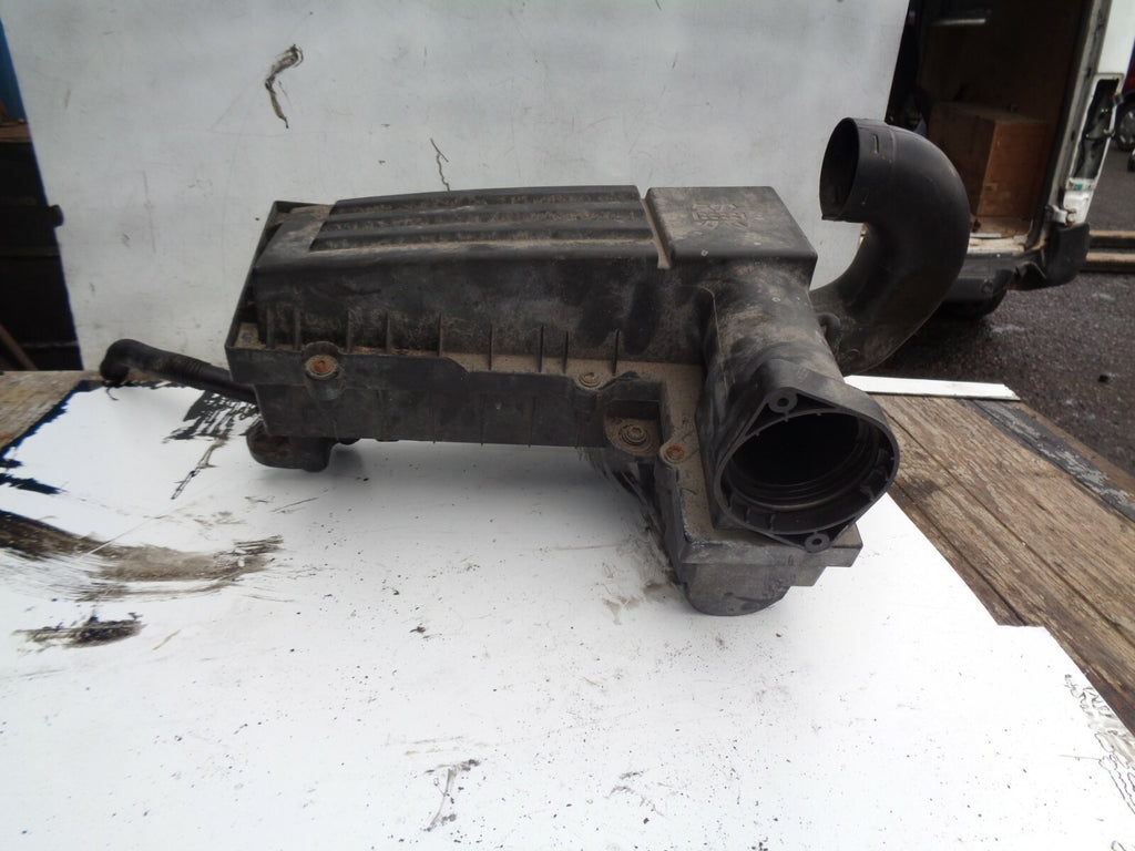 VW VOLKSWAGEN GOLF MK5 1.9 DIESEL AIRBOX AIR FILTER HOUSING BOX 3c0 129 607bd