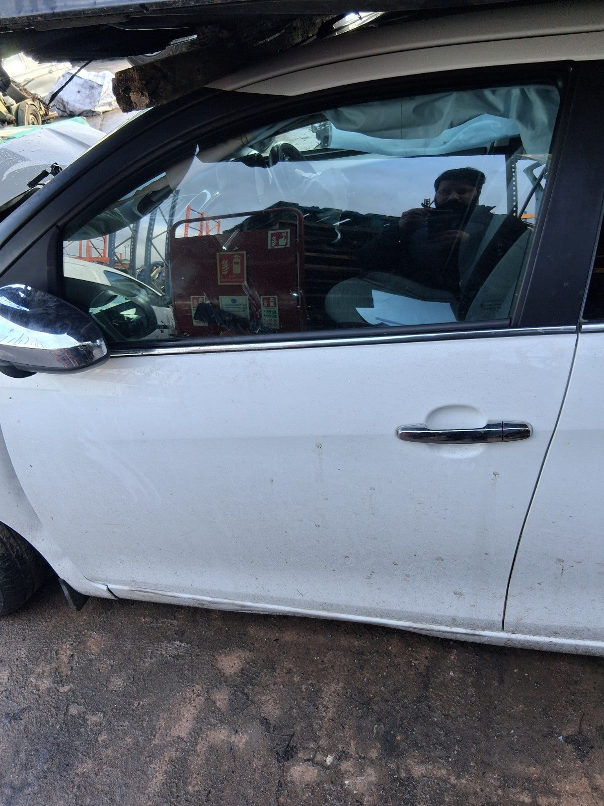 2018 CITROEN C1 MK2 NSF PASSENGER SIDE FRONT COMPLETE DOOR LIPIZAN WHITE KWD