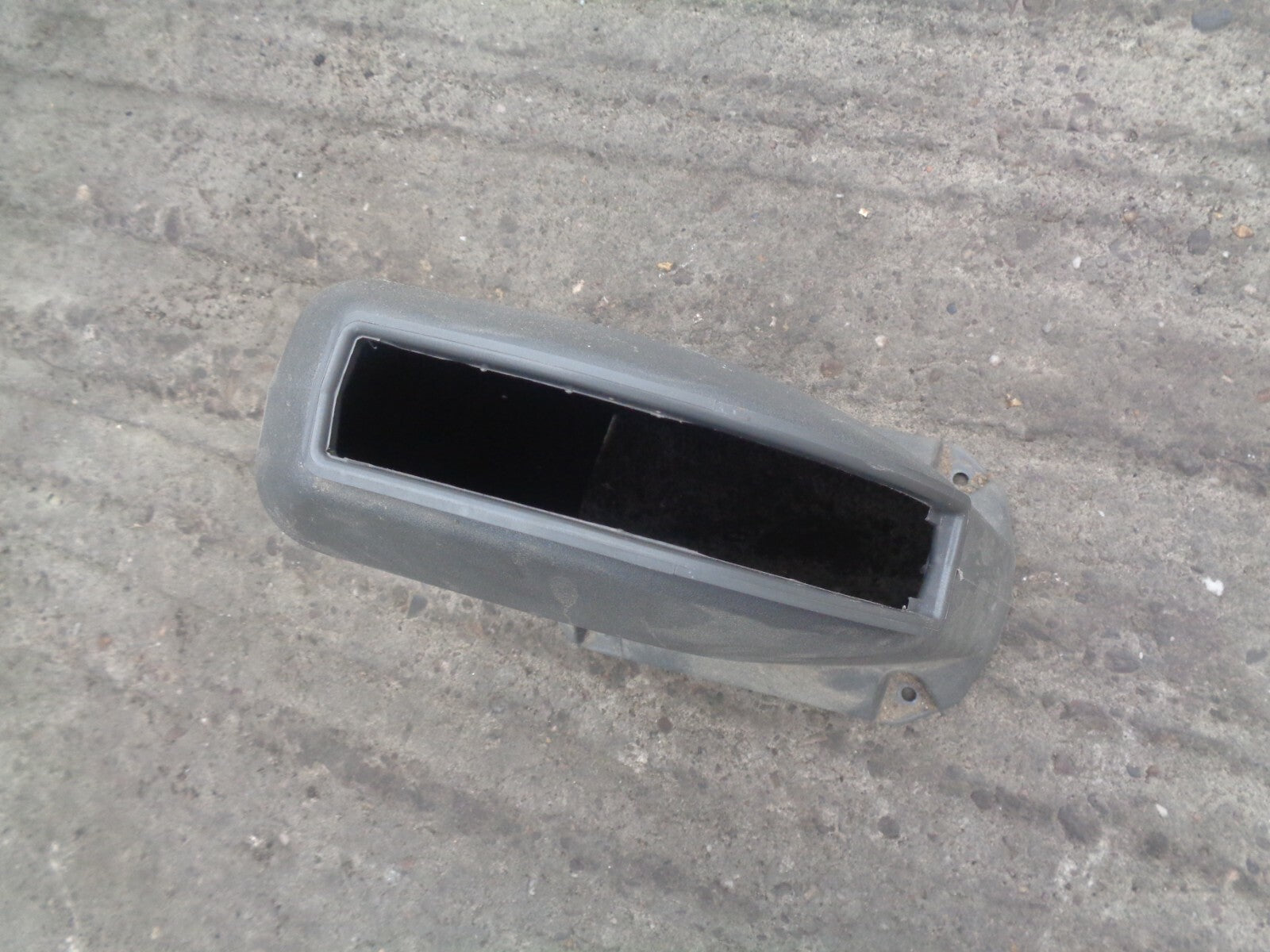 IVECO DAILY VAN MK5 2015 HANDBRAKE LEVER SURROUND 3800119