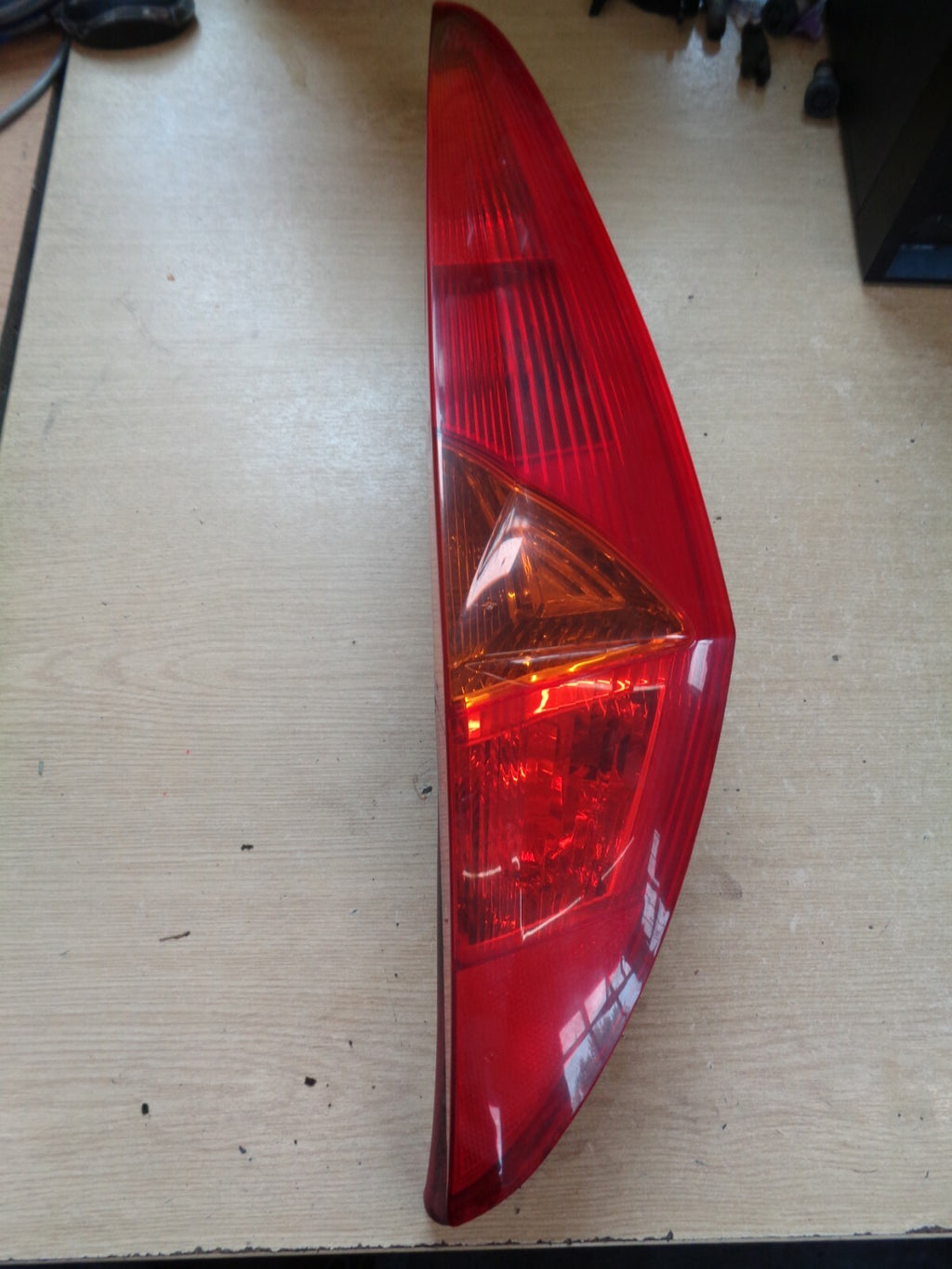 FIAT PUNTO MK2 3 DOORS OSR DRIVER SIDE REAR TAIL LIGHT
