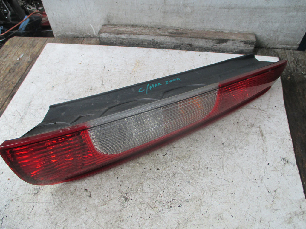 FORD FOCUS C MAX MK1 2004 OSR DRIVER SIDE REAR TAIL LIGHT