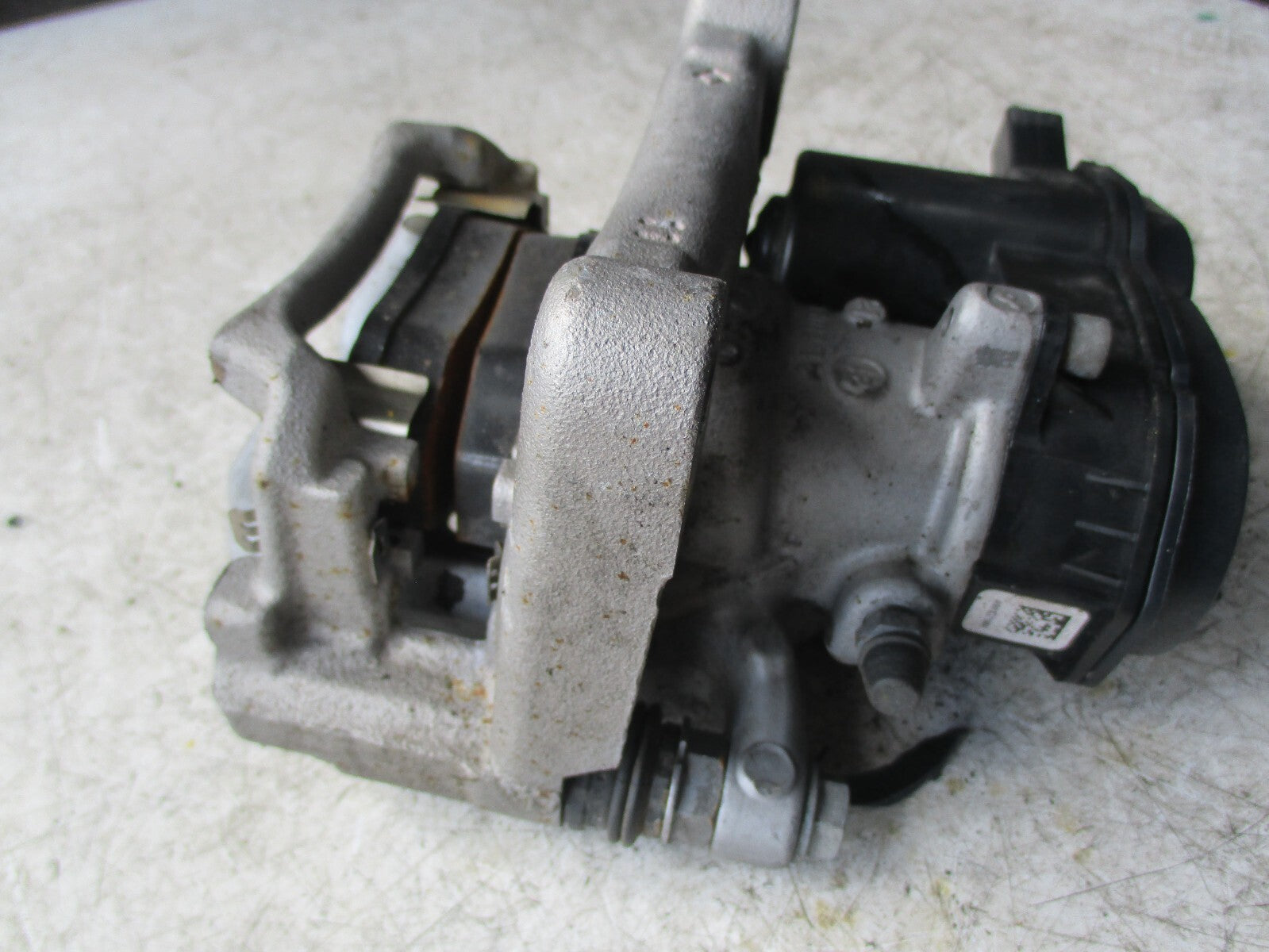 CITROEN C4 2021 LEFT REAR BRAKE CALIPER 9842295280