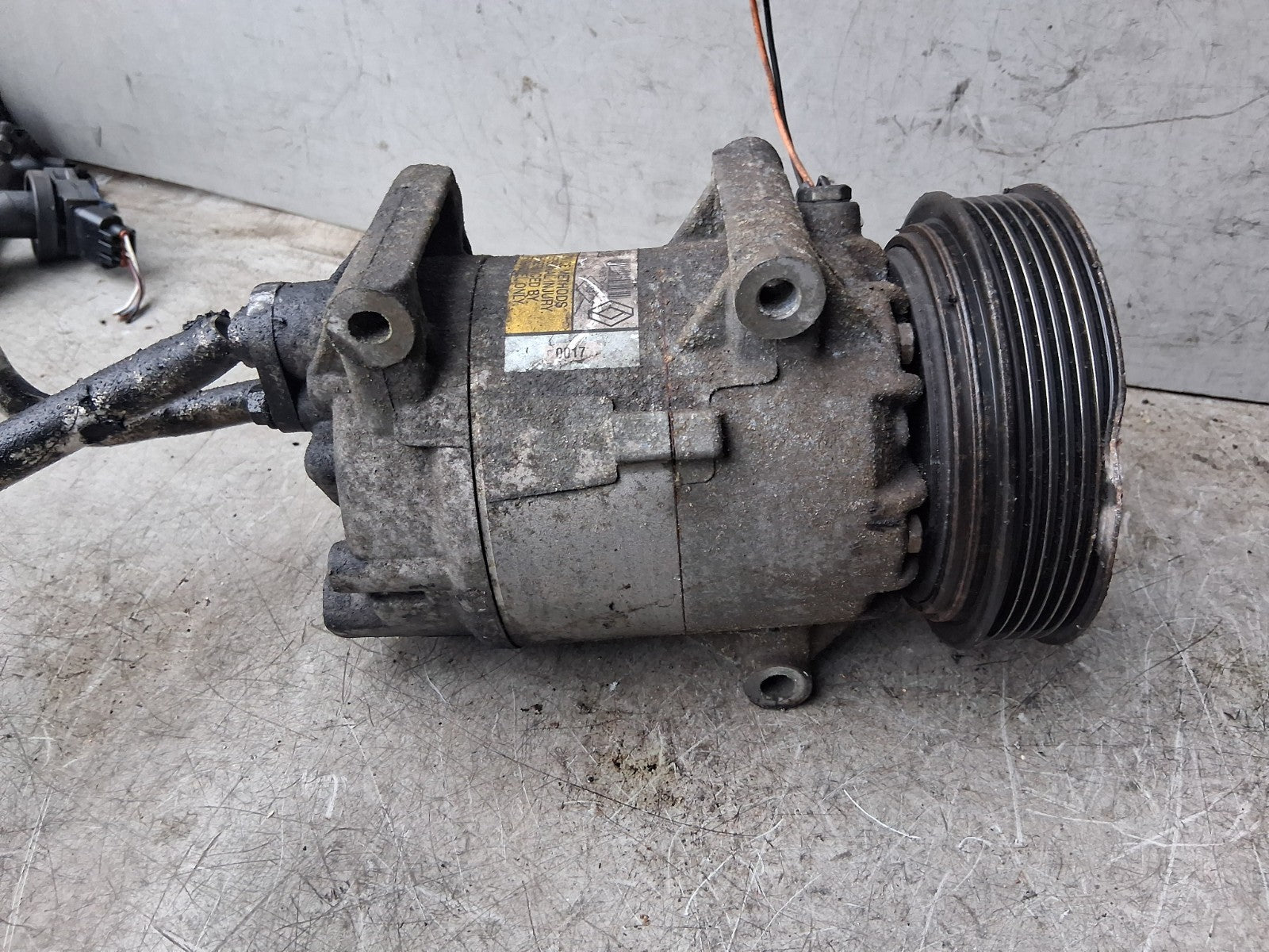 2005 RENAULT MEGANE MK2 1.5 DIESEL AC AIR CON COMPRESSOR PUMP 8200316164