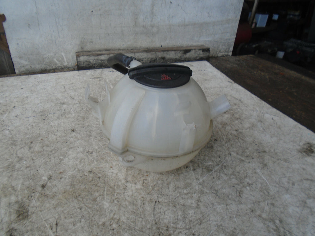 AUDI Q3 2017 1.4 PETROL COOLANT EXPANSION TANK 1K0121407A