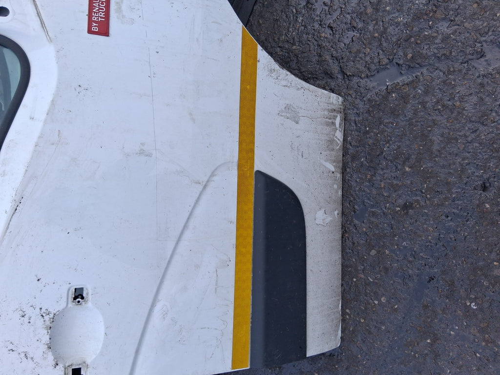 2020 RENAULT MASTER MK3 OSF DRIVER SIDE FRONT DOOR BARE WHITE