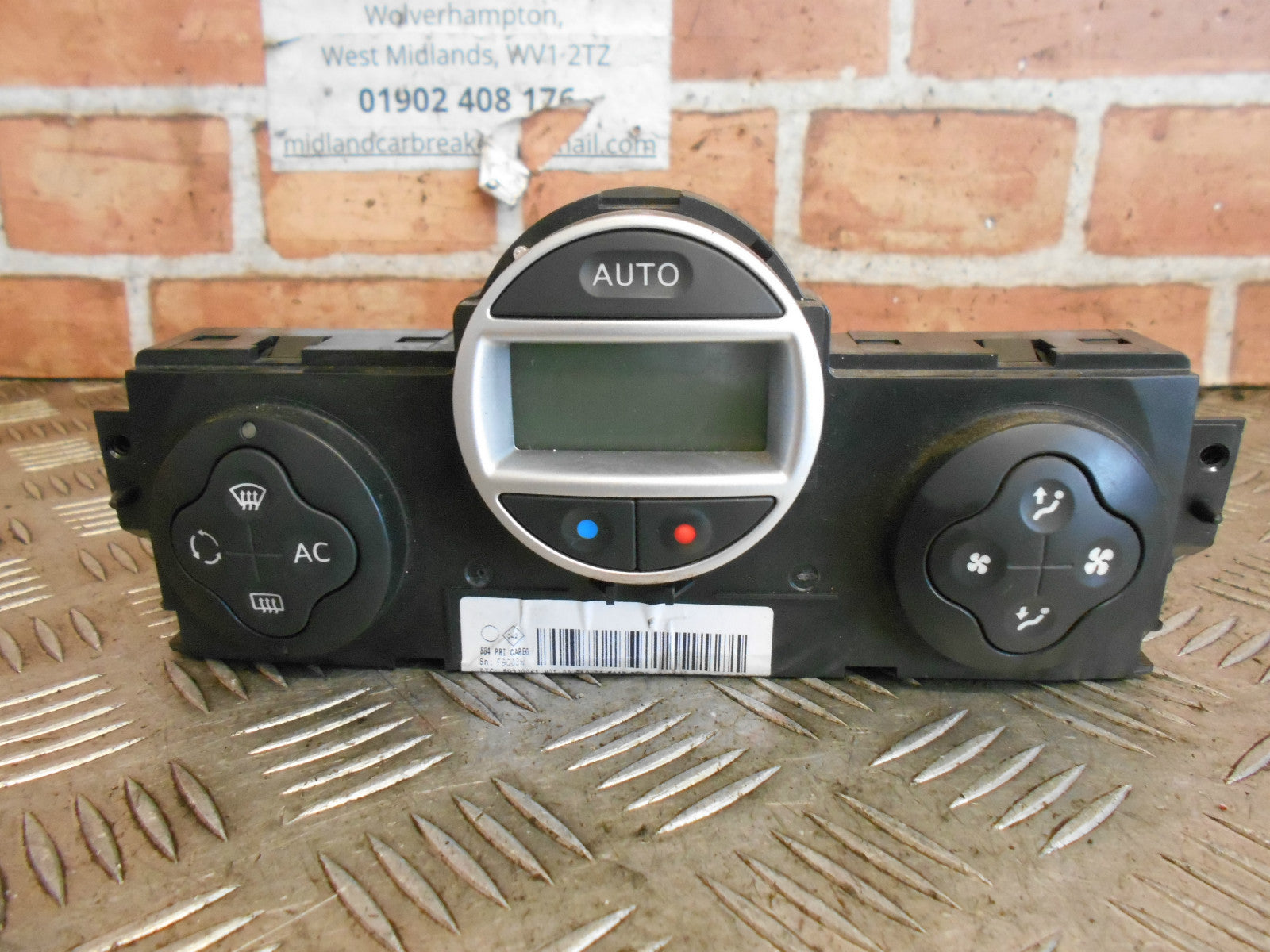 RENAULT SCENIC MK2 2004 A/C AIR CON DIGITAL HEATER CONTROL UNIT 8200413906