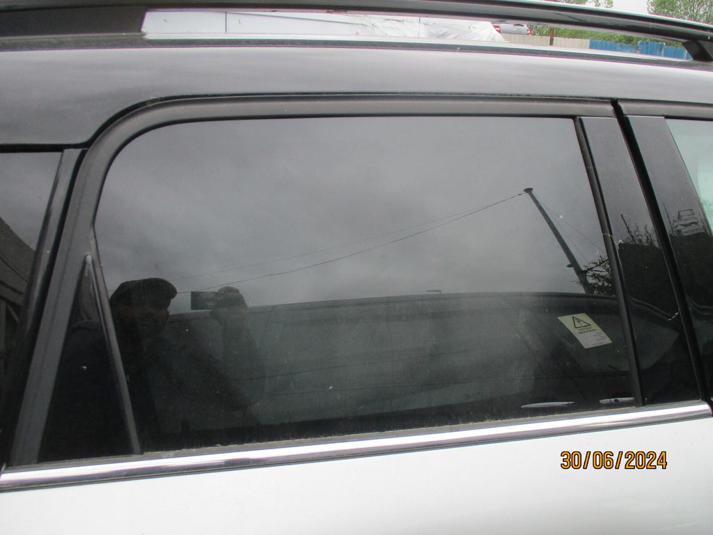 BMW MINI COUNTRYMAN F60 2021 OSR DRIVER SIDE REAR WINDOW GLASS