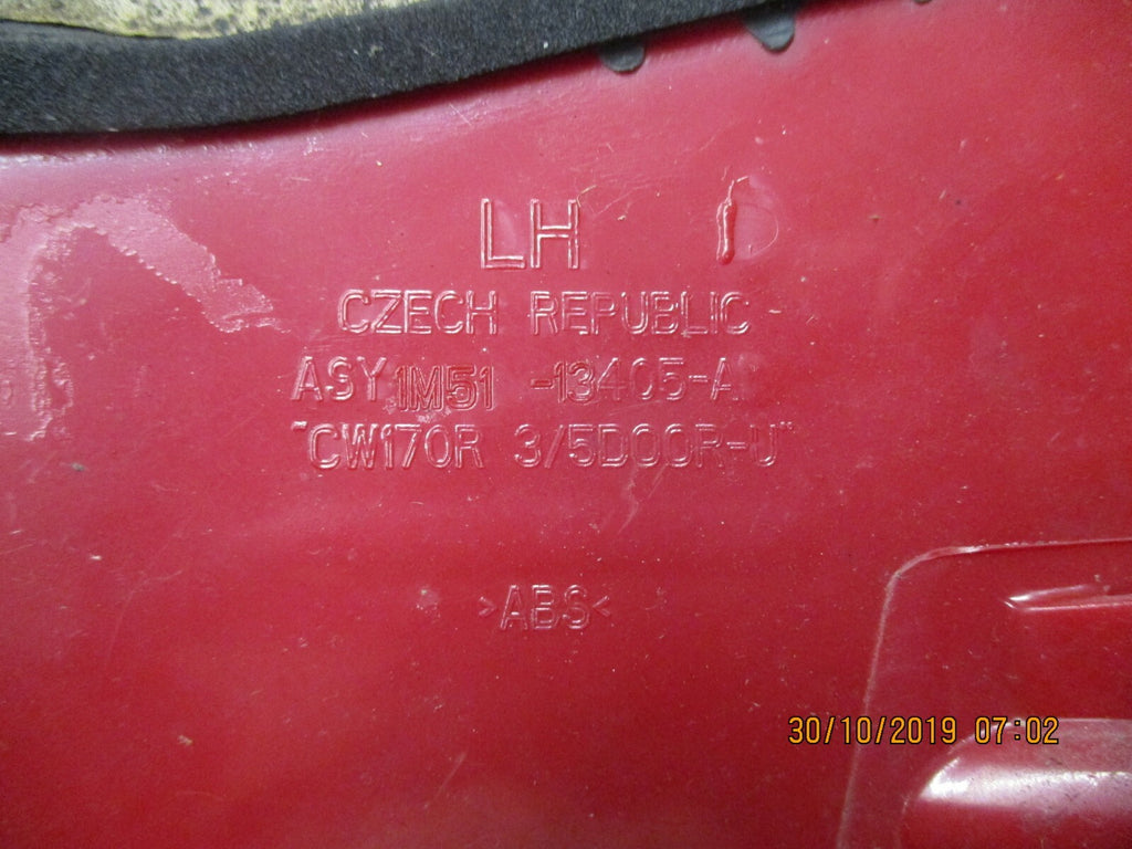 FORD FOCUS 2001 MK1 NSR PASSENGER NEAR SIDE REAR BRAKE TAIL LIGHT 1M5113405AD