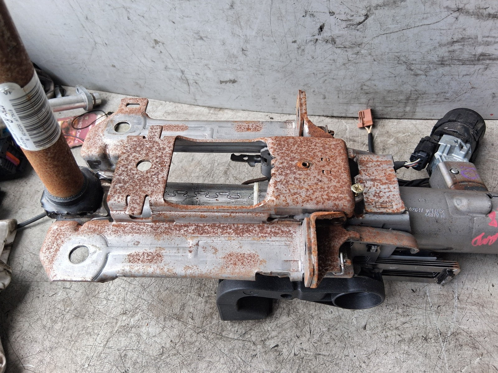 VAUXHALL CROSSLAND X 2018 STEERING COLUMN WITH IGNITION BARREL 9823072677