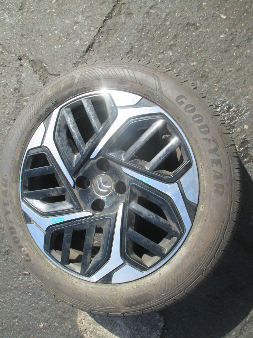 CITROEN C4 MK3 2021 18 INCH ALLOY WHEEL WITH TYRE 195/60R18