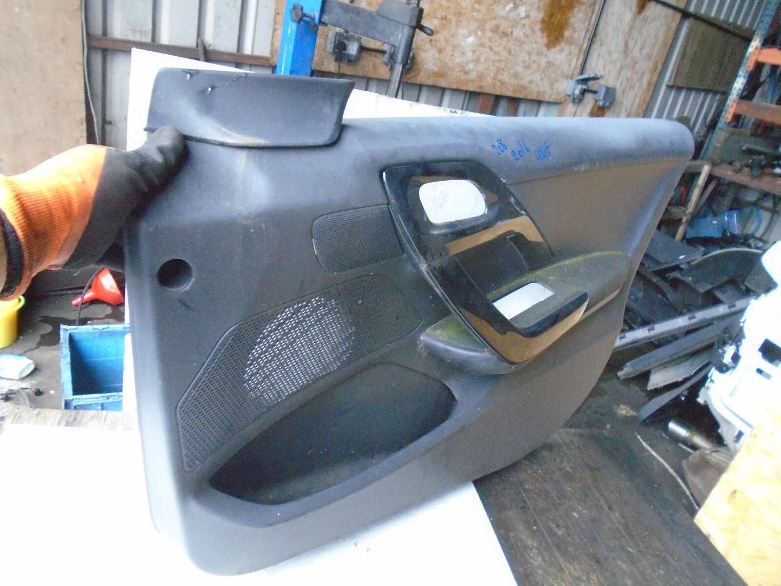 PEUGEOT 208 2016 3 DOOR OSF DRIVER SIDE FRONT DOOR CARD PANEL