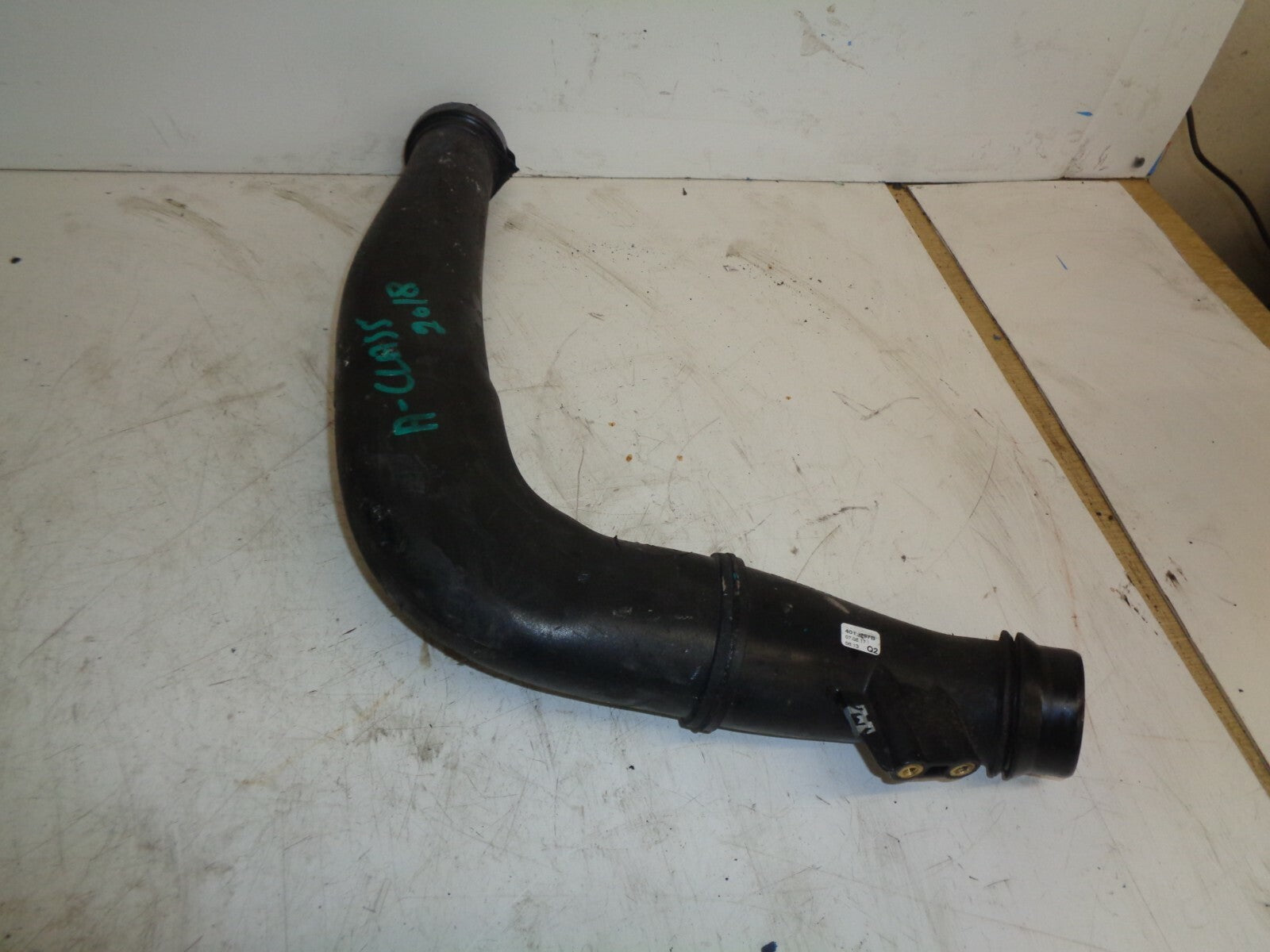 MERCEDES A CLASS A180 2017 W176 DIESEL AIR INTAKE PIPE HOSE A6510901737