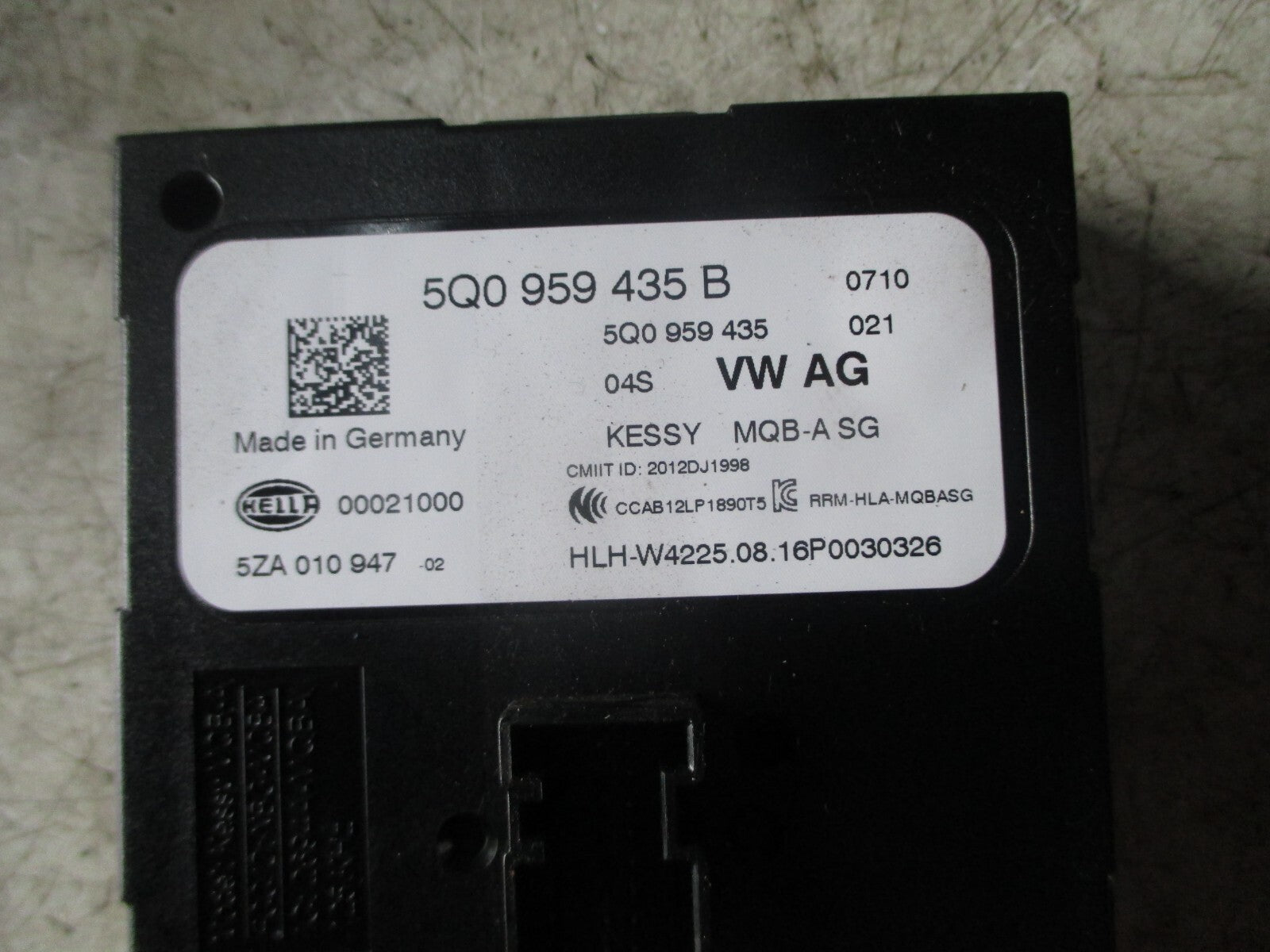AUDI A3 8P KEYLESS ENTRY CONTROL MODULE 5Q0959435B