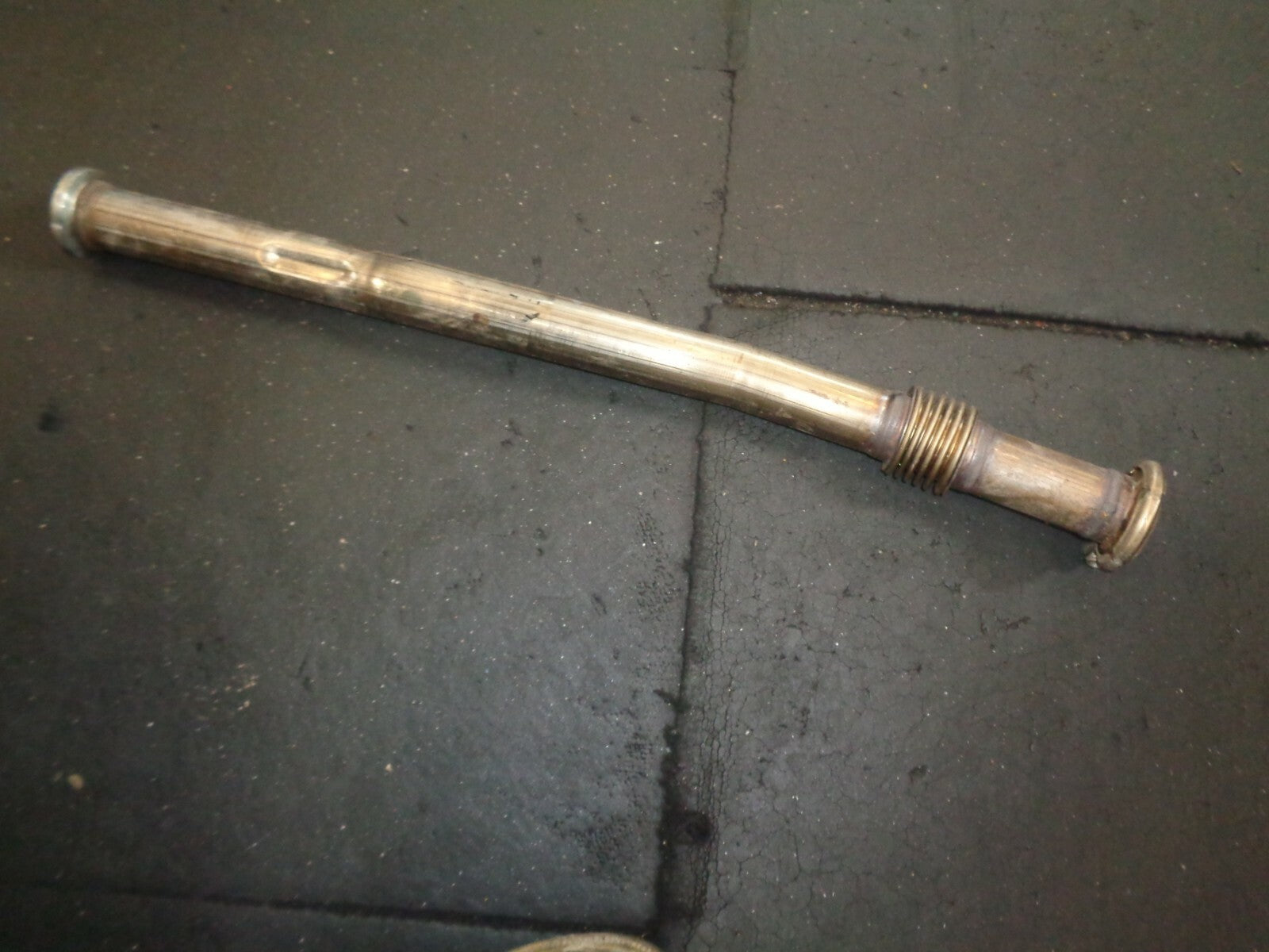 MERCEDES BENZ A CLASS 2017 W176 EXHAUST MIDDLE FLEXI PIPE A2464902100