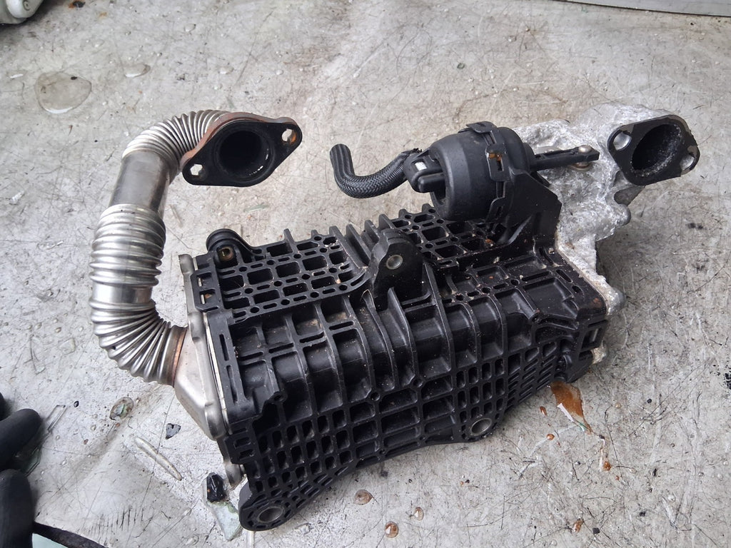 2019 PEUGEOT PARTNER EGR VALVE & COOLER 9813050280