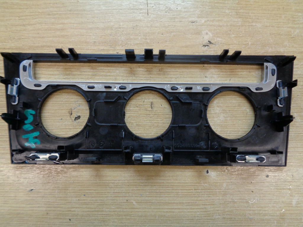 VW VOLKSWAGEN 2015 MK7 GOLF DASHBOARD HEATER CONTROL SURROUND TRIM 5G2863099