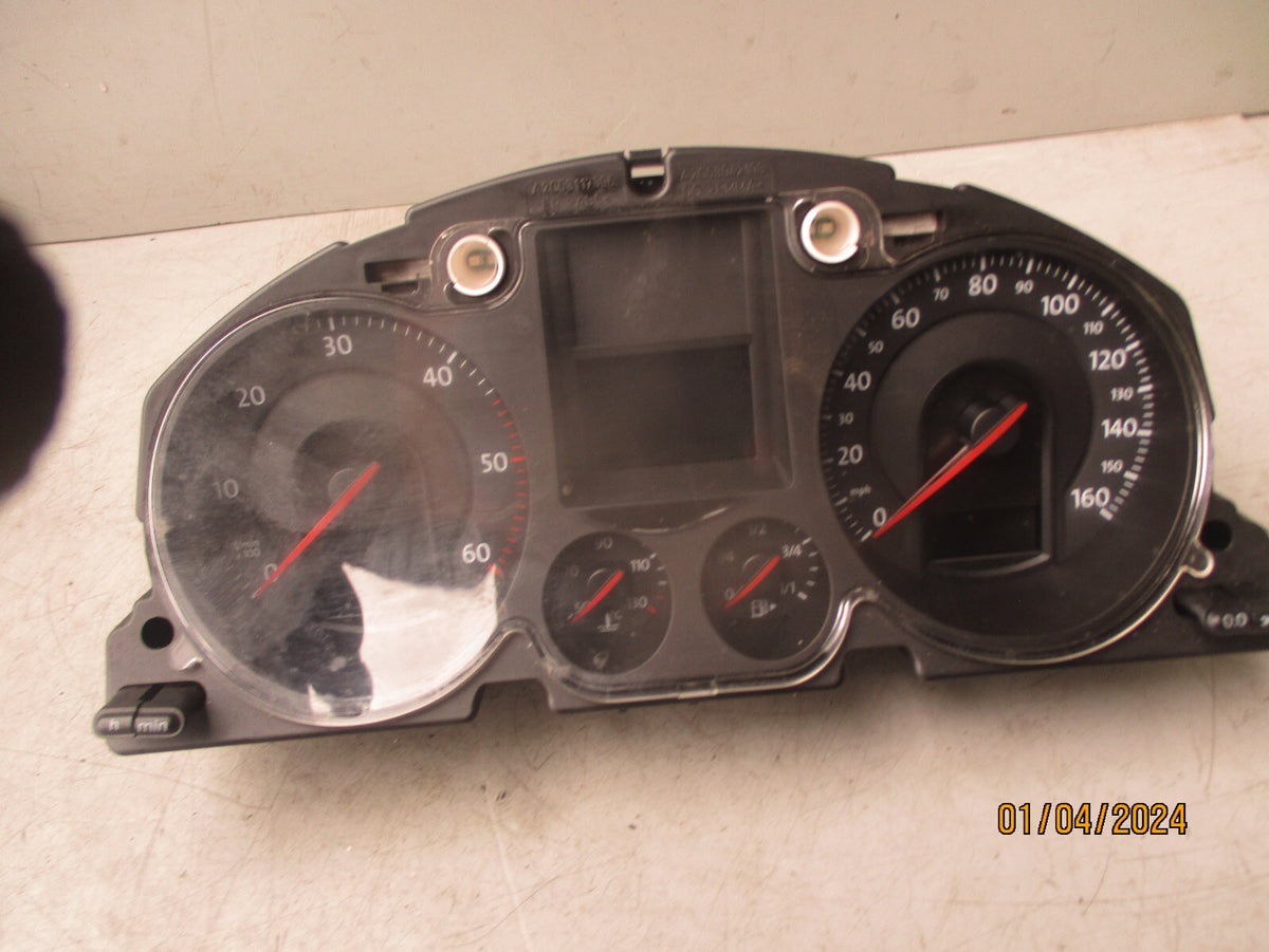2008 VOLKSWAGEN PASSAT 2.0 DIESEL SPEEDO SPEEDOMETER CLUSTER 3C0920960N