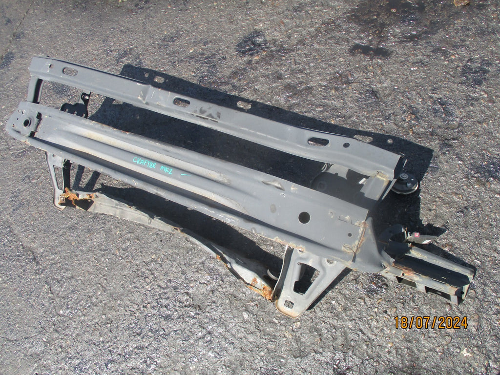 2021 VOLKSWAGEN CRAFTER MAN TGE MK2 FRONT BUMPER CRASH REINFORCEMENT BAR DAMAGED