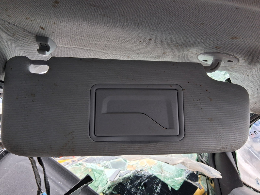 2024 VAUXHALL CROSSLAND OSF DRIVER SIDE FRONT RIGHT SUN VISOR SHADE