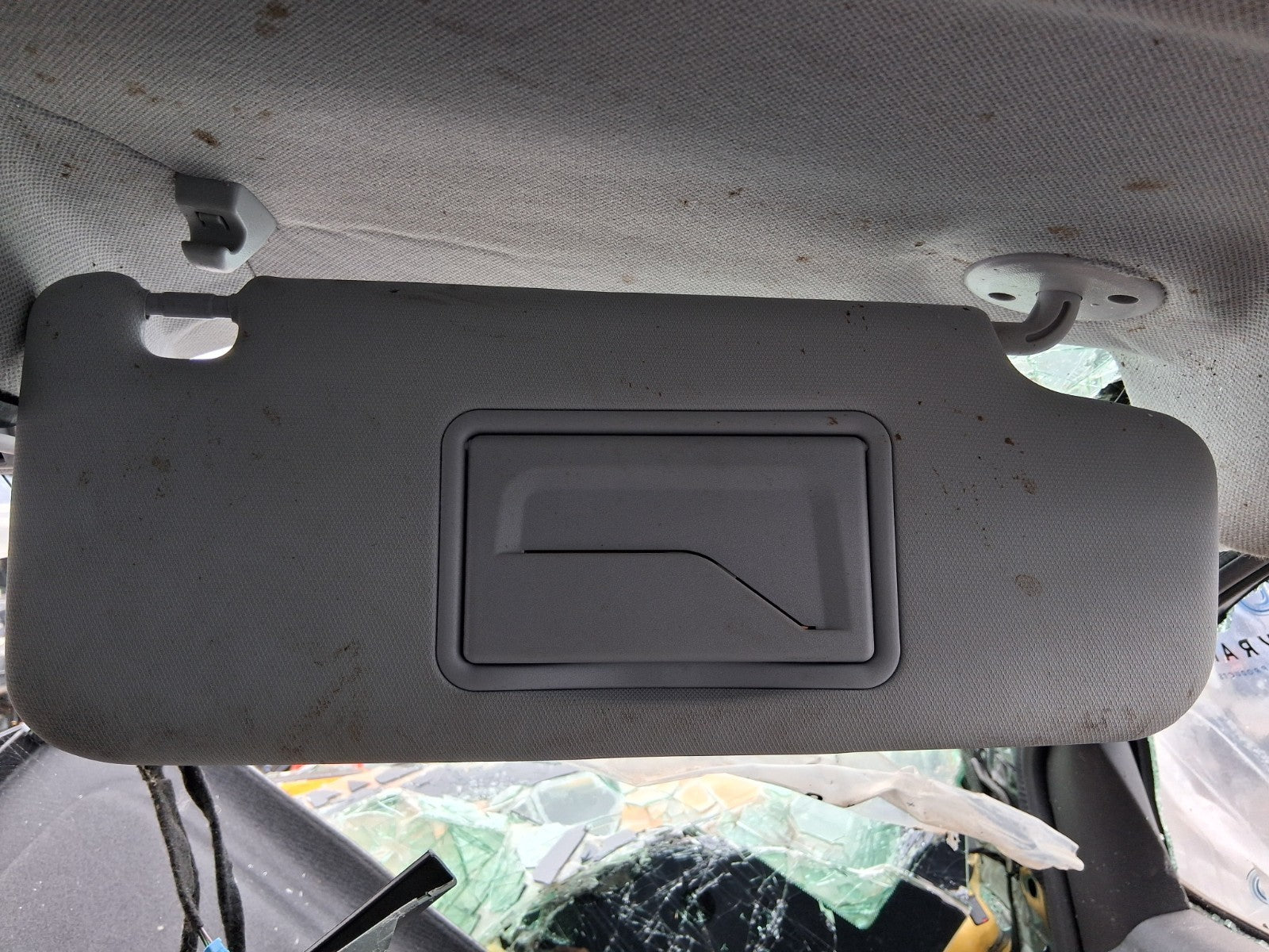 2024 VAUXHALL CROSSLAND OSF DRIVER SIDE FRONT RIGHT SUN VISOR SHADE
