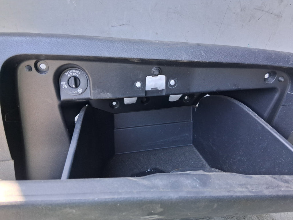2019 NISSAN MICRA K14 DASHBOARD GLOVE BOX FRONT STORAGE COMPARTMENT 685105FF