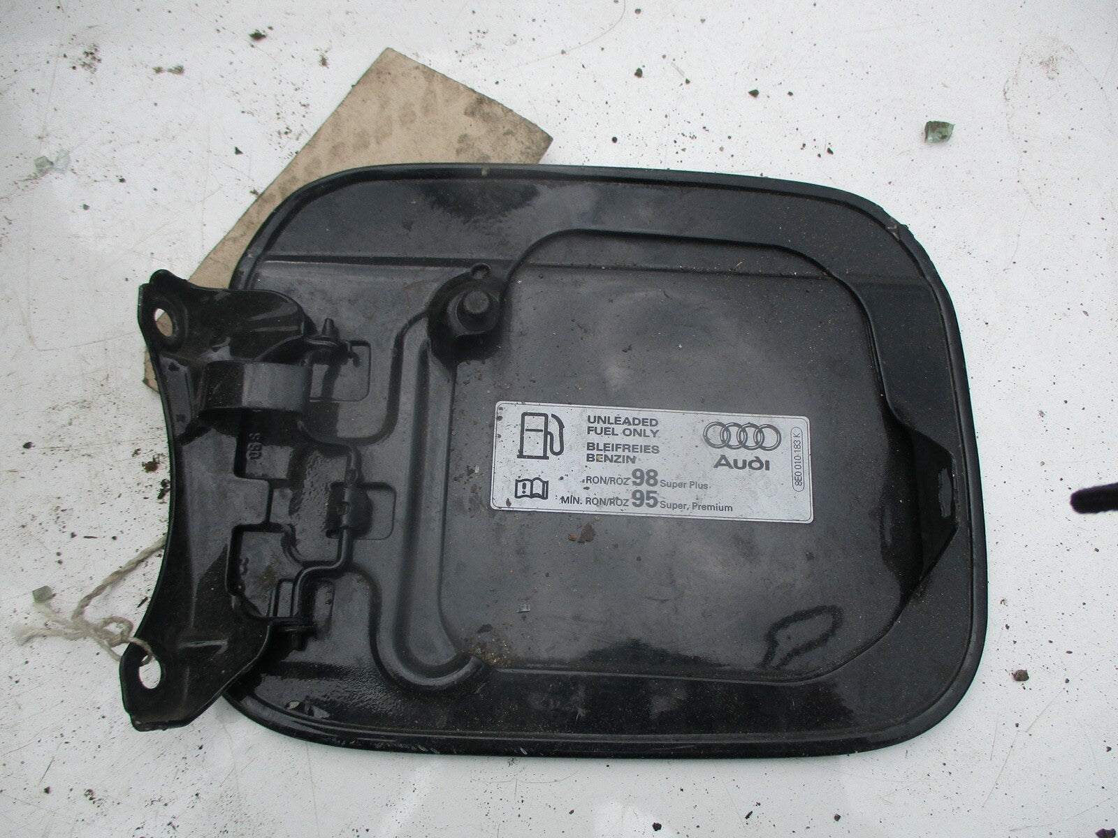 AUDI A4 B7 2008 2.0 FUEL FILLER CAP 8E0 010 183K BLACK