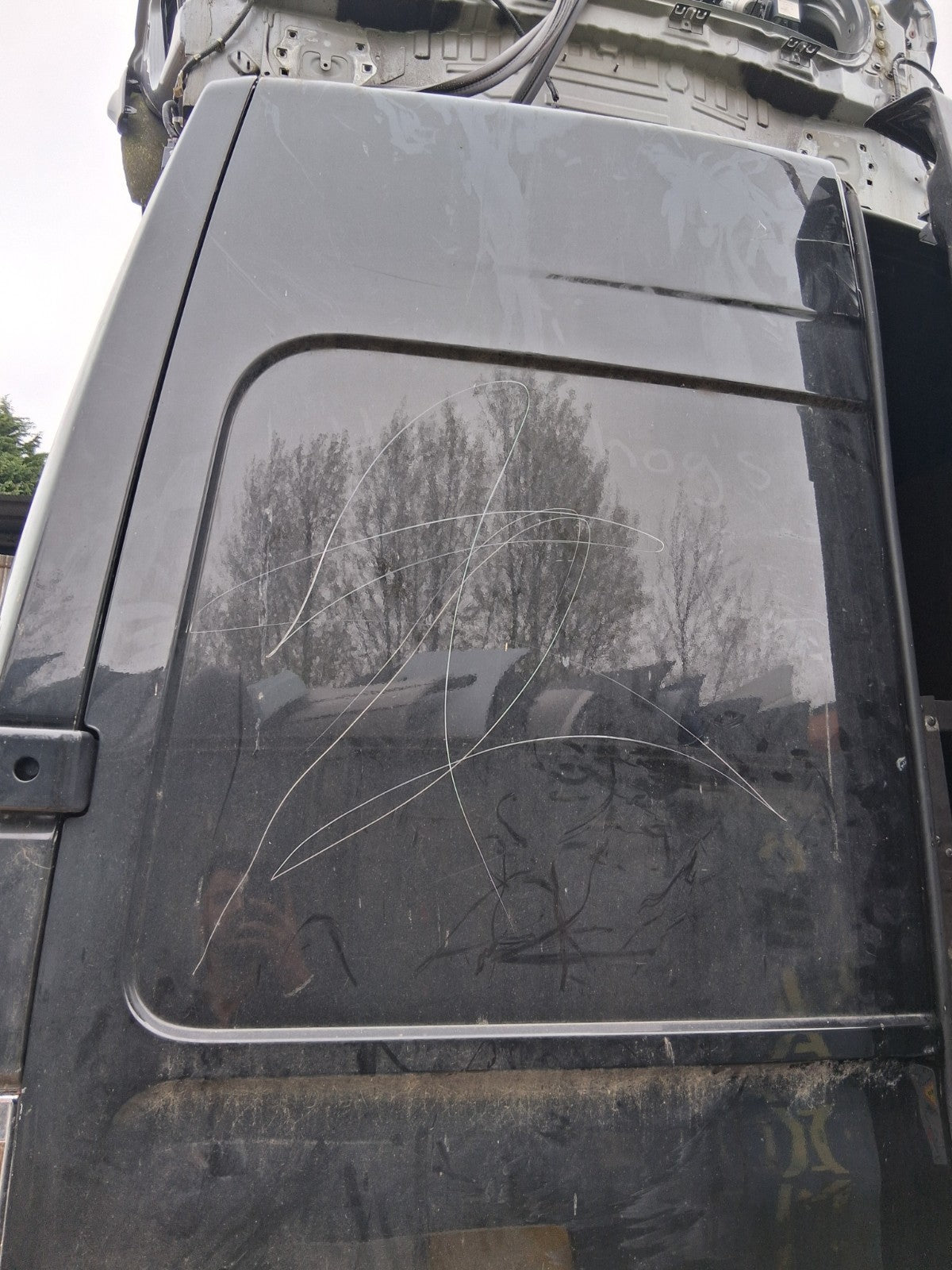 2021 NISSAN NV400 MK1 NSR PASSENGER SIDE REAR LEFT COMPLETE DOOR BLACK