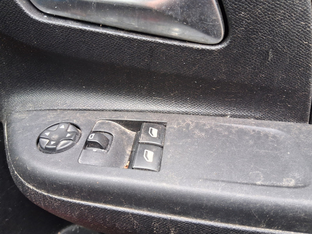 2020 VAUXHALL CORSA F HATCH OSF DRIVER SIDE FRONT WINDOW CONTROL SWITCH