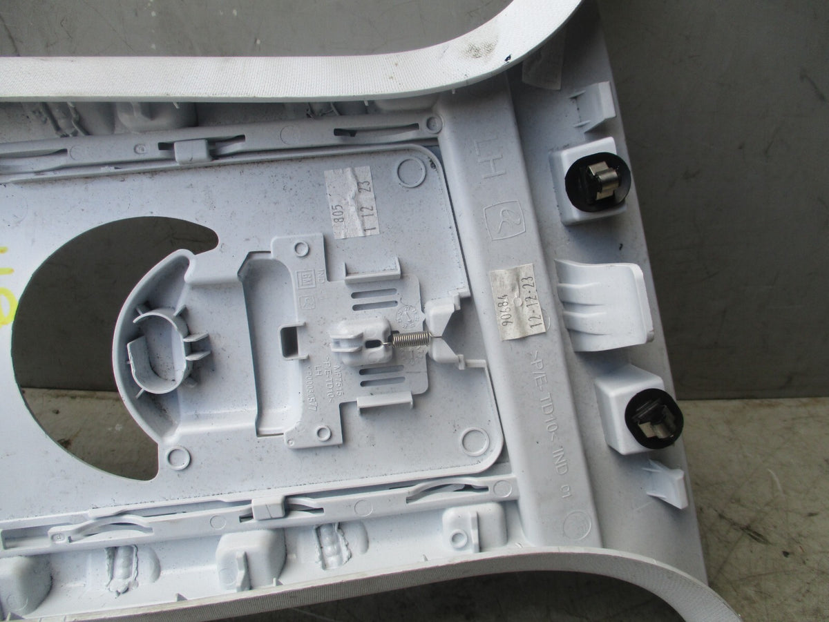 2023 VAUXHALL GRANDLAND UPPER PILLAR TRIM LEFT SIDE YP00030577