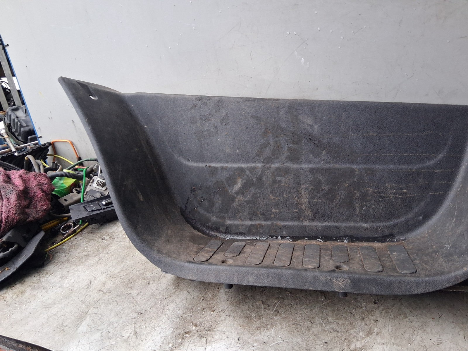 2020 RENAULT MASTER MK3 NSF PASSENGER SIDE FRONT LEFT DOOR STEP TRIM 769520009R