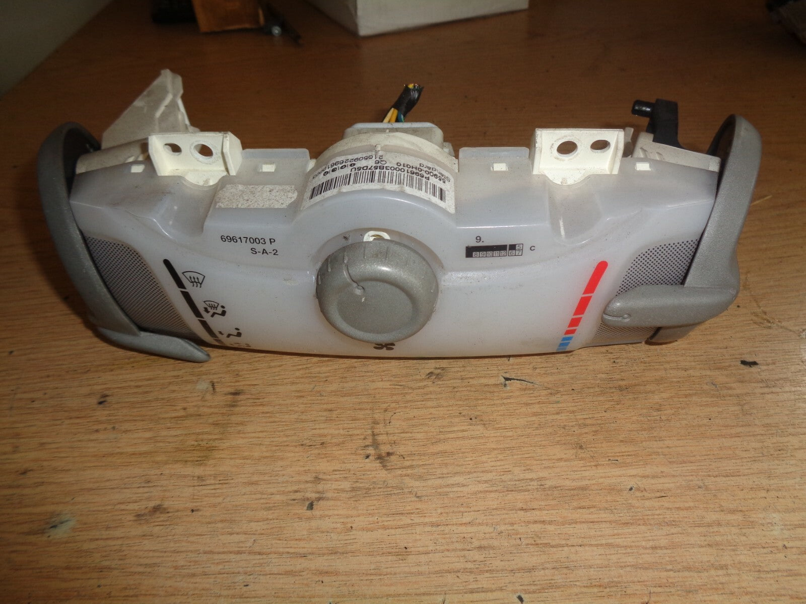 PEUGEOT 107 5 DOORS HATCHBACK CLIMATE CONTROL SWITCH 55900H010