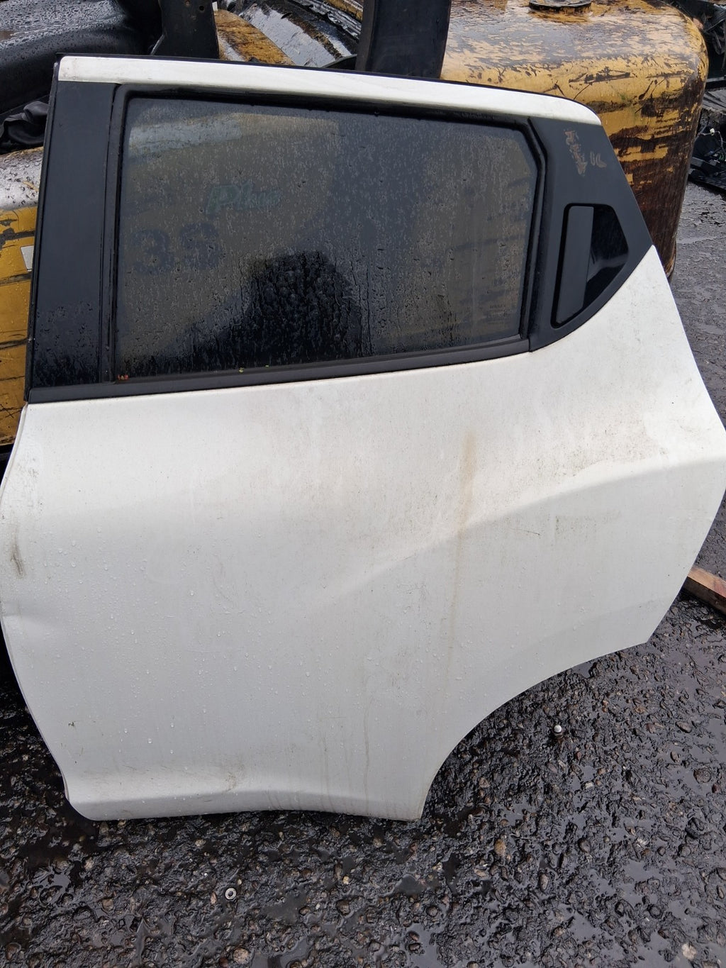 2016 NISSAN JUKE MK1 NSR PASSENGER SIDE REAR LEFT COMPLETE DOOR WHITE