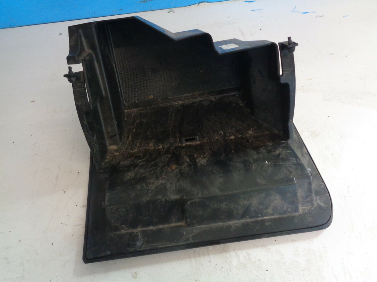 FORD ECOSPORT 2019 5 DOOR GLOVE BOX STORAGE COMPARTMENT COVER GN15N060T10JBW