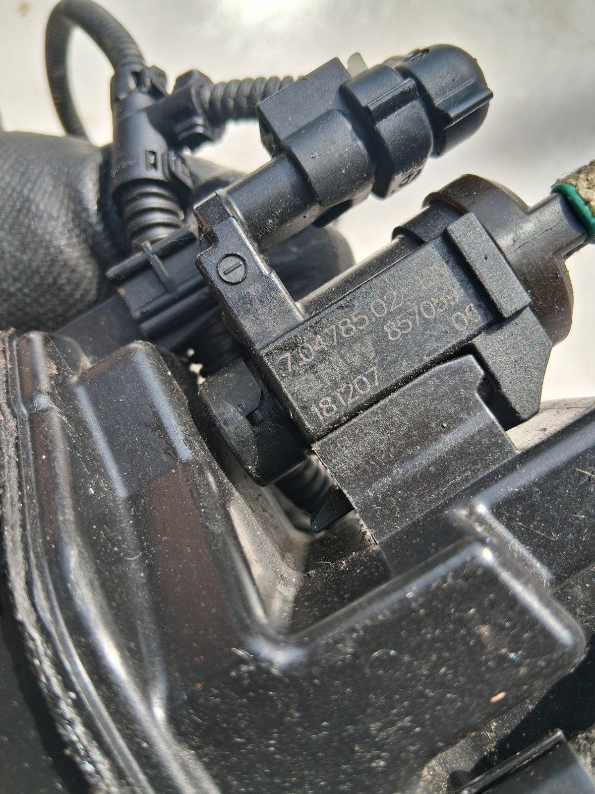 2018 BMW X1 F48 2.0 DIESEL VACCUM VALVE 11658581292