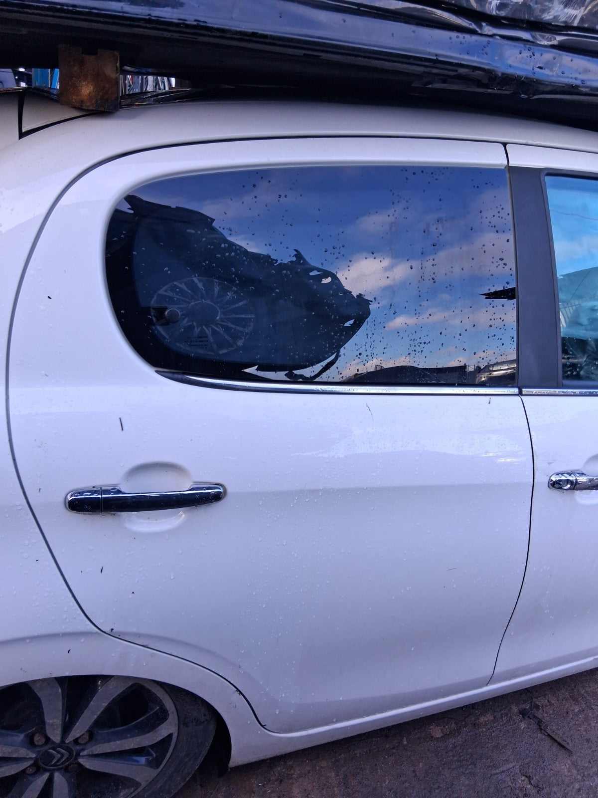 2018 CITROEN C1 FLAIR MK2 OSR DRIVER SIDE REAR COMPLETE DOOR LIPIZAN WHITE KWD