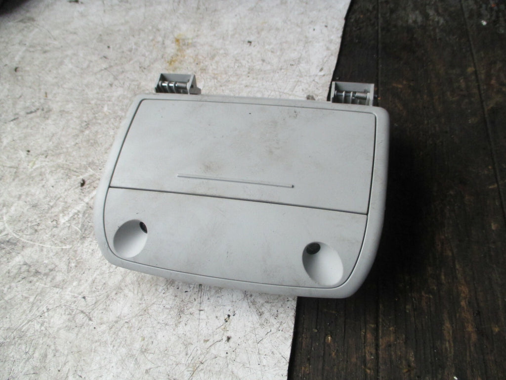 2017 SEAT TOLEDO MK4 FRONT INTERIOR ROOF GLASS HOLDER 6V0868565