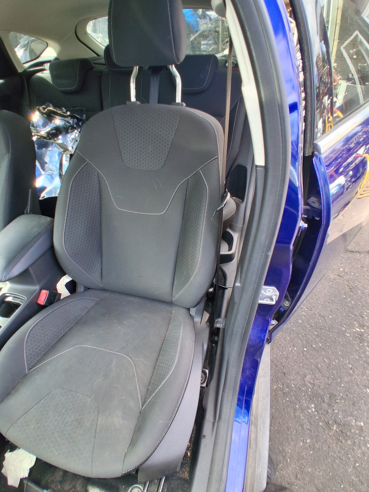 2015 FORD FOCUS MK3 HATCHBACK NSF PASSENGER SIDE FRONT COMPLETE SEAT FABRIC