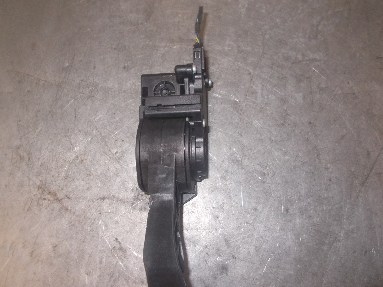 VW VOLKSWAGEN POLO 2009 MK5 ACCELERATOR THROTTLE PEDAL 6R2721503D