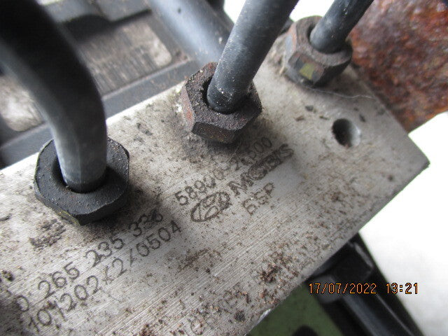 HYUNDAI I30 2010 1.6 DIESEL ABS PUMP MODULATOR 589202L500