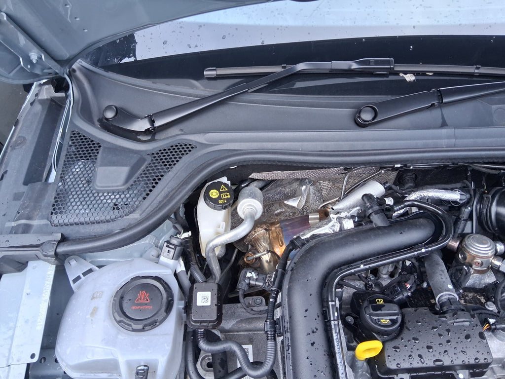 2025 AUDI A1 S LINE MK2 GB 1.0 PETROL FRONT WINDSCREEN BOTH WIPER ARMS