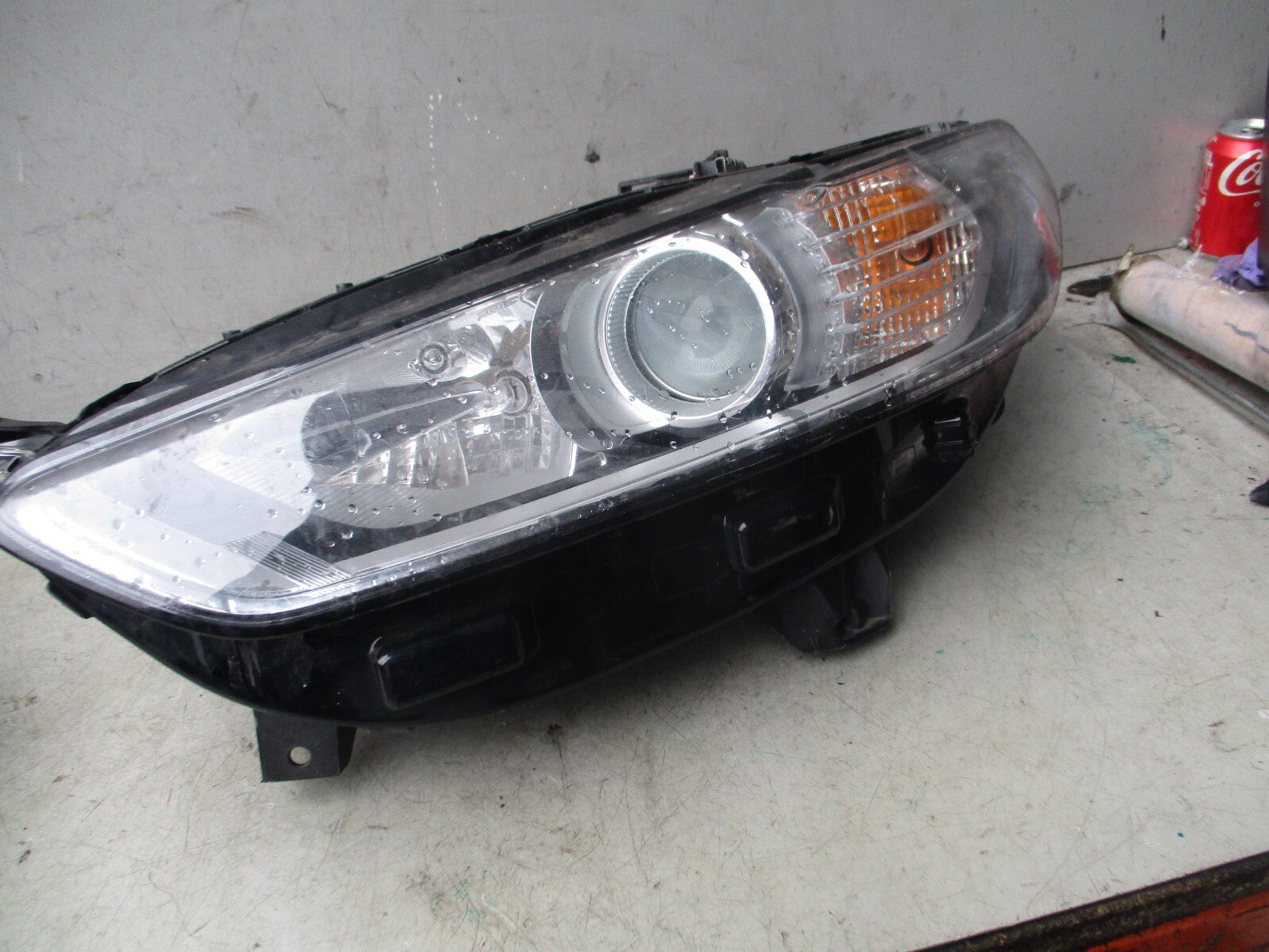 2017 FORD MONDEO MK5 NSF PASSENGER SIDE FRONT HALOGEN HEADLIGHT DS7313W030FC