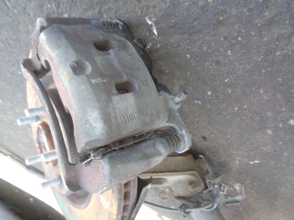 NISSAN X TRAIL T32 MK3 2019 1.7 DIESEL NS PASSENGER SIDE SUSPENSION LEG
