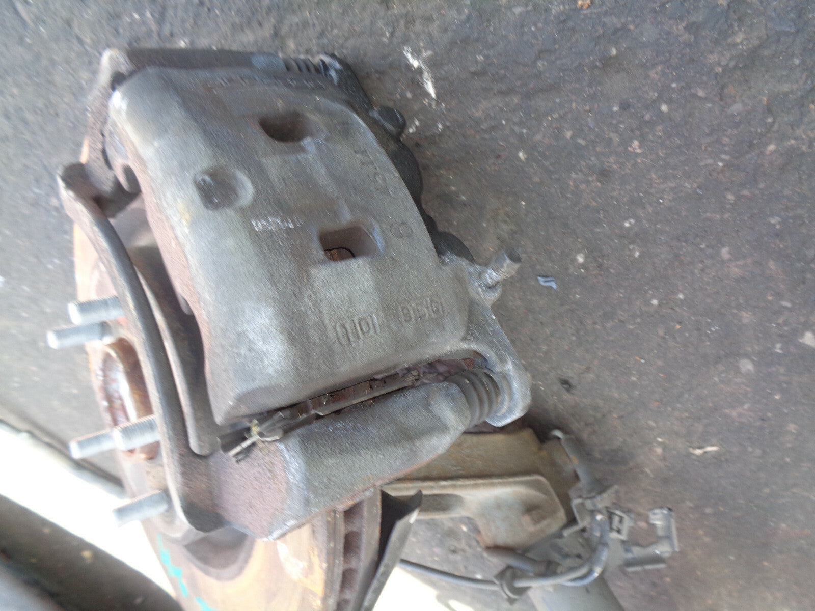 NISSAN X TRAIL T32 MK3 2019 1.7 DIESEL NS PASSENGER SIDE SUSPENSION LEG