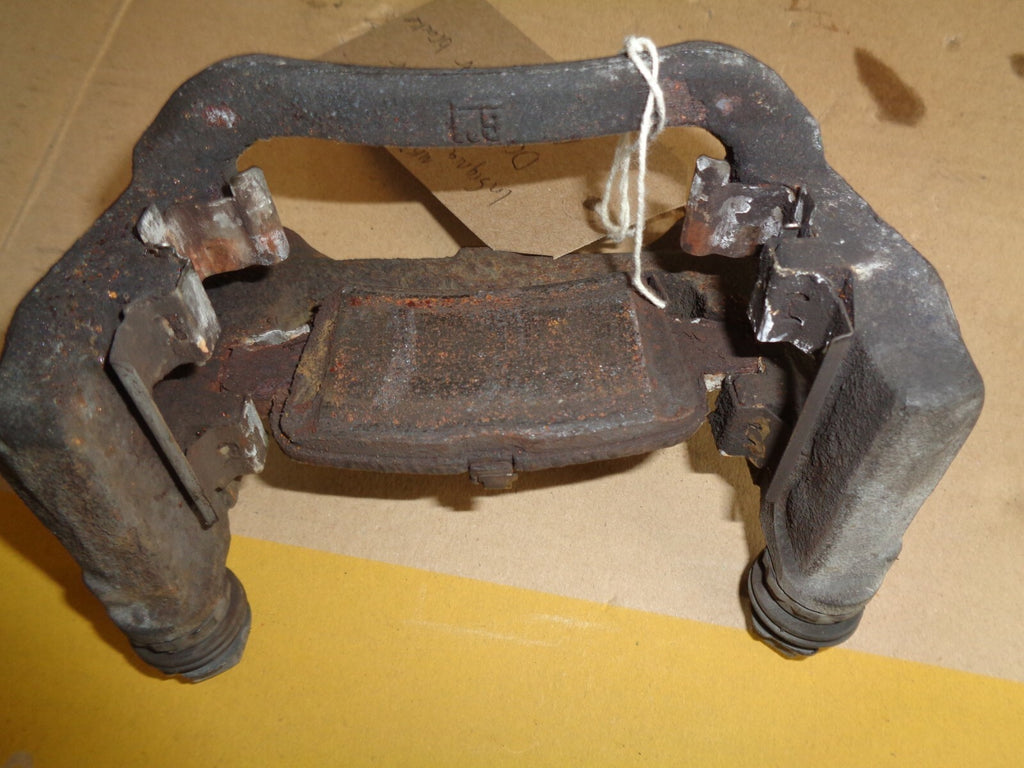VAUXHALL INSIGNIA 2018 MK2 OSR DRIVER SIDE REAR BRAKE CALIPER HOLDING BRACKET