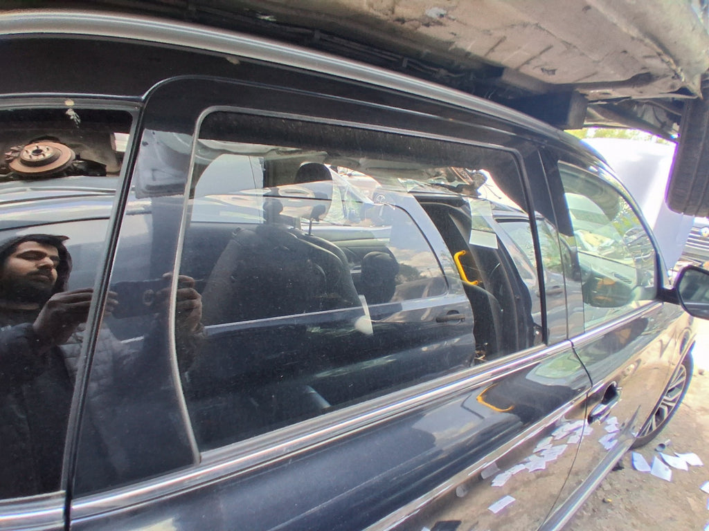 2018 MITSUBISHI OUTLANDER MK3 OSR DRIVER SIDE REAR WINDOW GLASS