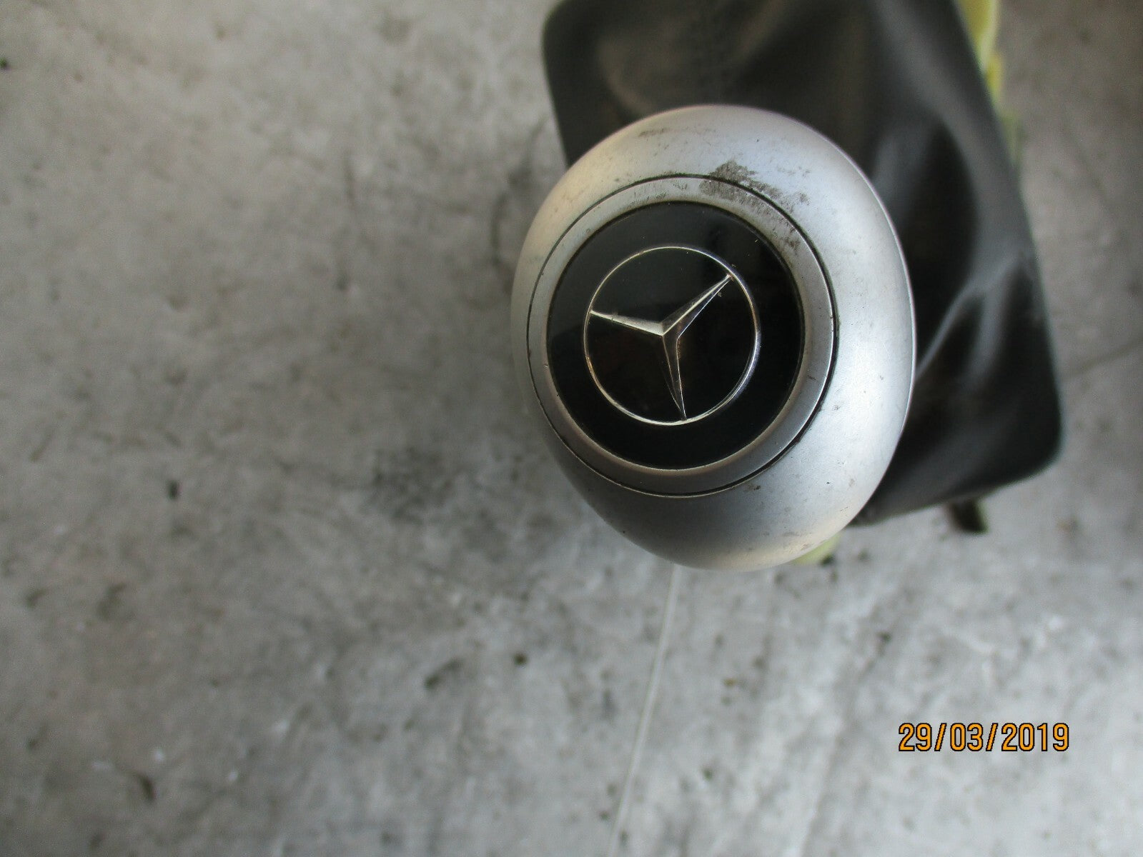 MERCEDES C CLASS W204 AUTOMATIC GEAR SELECTOR A2042677524